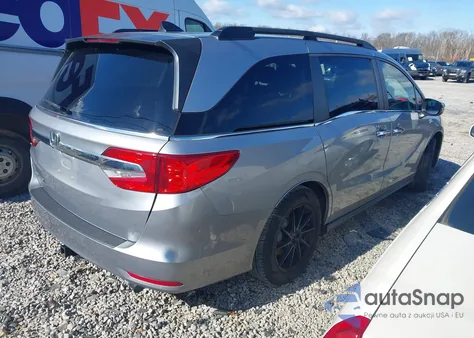 2019 Honda Odyssey Ex z USA, uszkodzony, nr VIN 5FNRL6H50KB018049